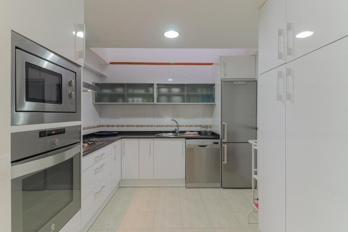 C43 - Family House With Terrace And Shared Pool Vila Benalmádena Exterior foto